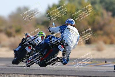 media/Dec-18-2022-SoCal Trackdays (Sun) [[8099a50955]]/Turn 7 Backside (1125am)/